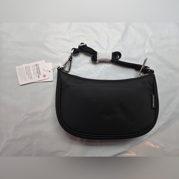 Lululemon City Essentials Mini Shoulder Bag Black New - Picture 2 of 3